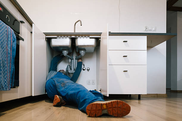 Professional Leak Detection technician working in South Lancaster, MA